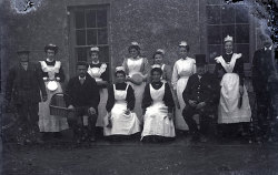 Tom Mathias: Houses and Servants