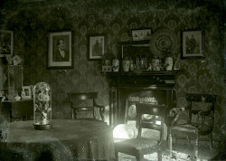 Tom Mathias: Houses and Servants
