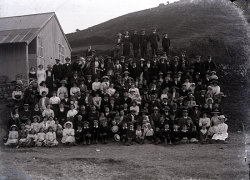Tom Mathias: Town Folk