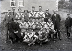Tom Mathias: Town Folk