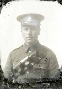 Tom Mathias: Darluniau