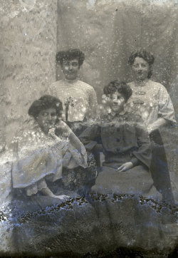 Tom Mathias: Darluniau