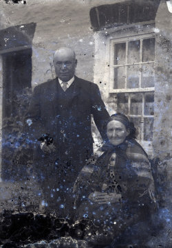 Tom Mathias: Darluniau