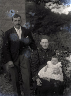 Tom Mathias: Darluniau