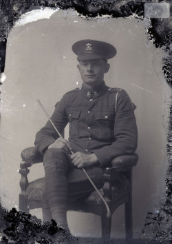 Tom Mathias: Darluniau