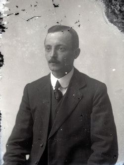 Tom Mathias: Darluniau