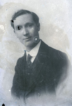 Tom Mathias: Darluniau