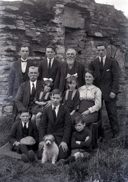 Tom Mathias: Family Groups