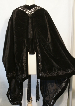 Rear view of Bashlyk cloak from 1902