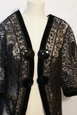 Black Lace Slit Cloak 1902