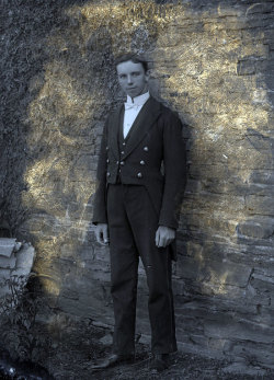 Tom Mathias: Houses and Servants
